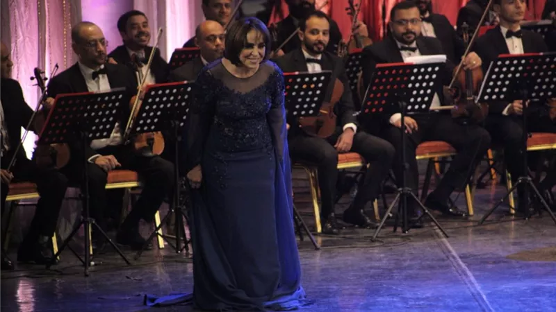 عفاف راضي تخطف قلوب جمهور أوبرا الإسكندرية ب 