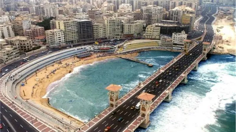 البحوث الفلكية تعلق على تصريحات رئيس الوزراء البريطاني بشأن غرق الإسكندرية
