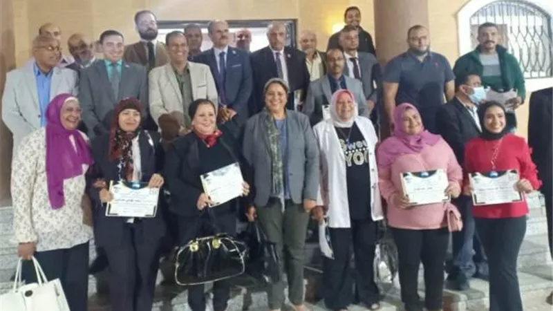 مستقبل وطن مدينة بدر يوزع شهادات اجتياز دورة تنمية الموارد البشرية.. بالصور