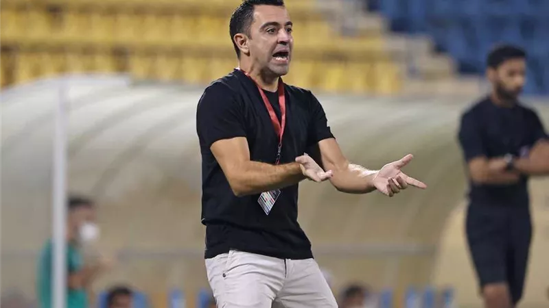 رسميا.. السد يوافق على رحيل مدربه تشابي إلى برشلونة