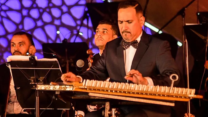 الموسيقي العربية تتألق بعزف فرات قدورى علي مسرح النافورة