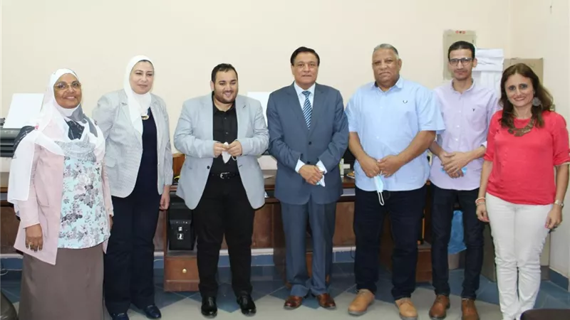 ألسن عين شمس تحتفل بطلابها المكفوفين