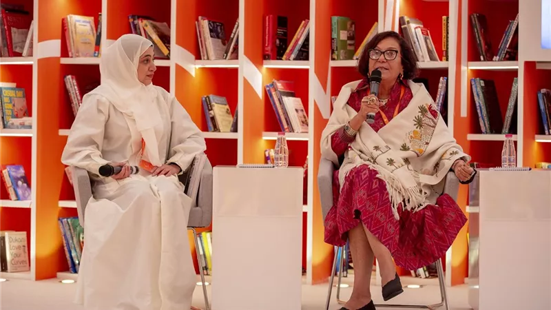 عزة فهمي مصممة مجوهرات ..عرفت الطريق إلى الكتابة عن الذات