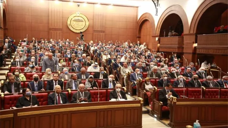 الشيوخ يرفع الجلسة العامة بعد الموافقة على عدد من مواد مشروع قانون التخطيط العام