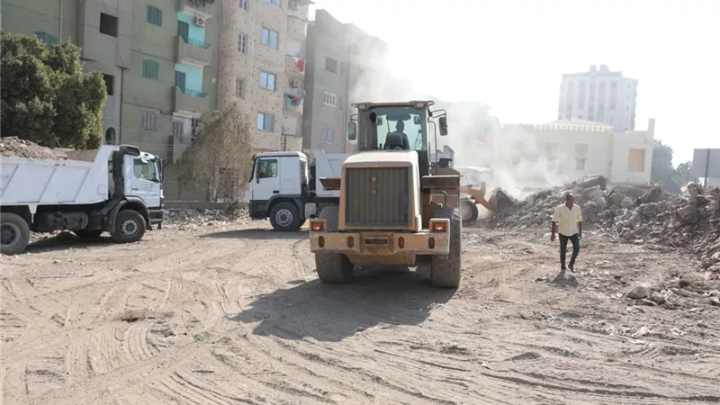 رفع 14 ألف طن قمامة خلال أسبوع بمدينة بنى سويف