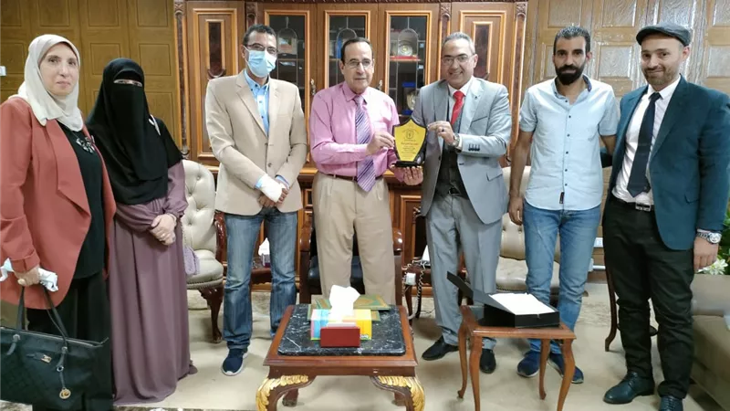 شوشه يؤكد على أهمية مهنة الصيدلة ومجابهة الدخلاء على المهنة