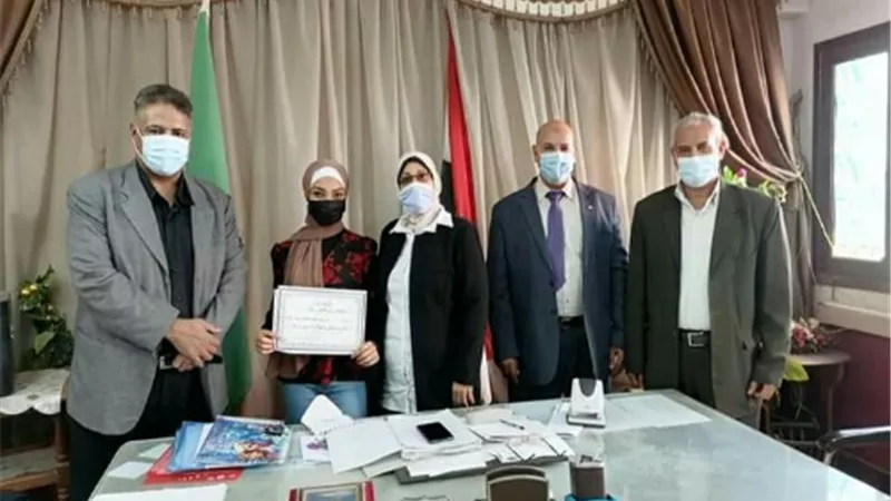 تكريم أوائل الشهادة الإعدادية والثانوية العامة بتعليم قليوب