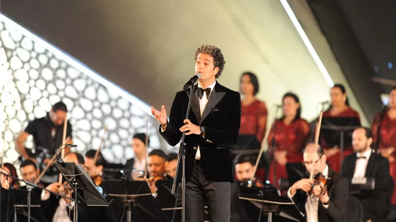 محمد محسن يبهر جمهور الموسيقي العربية ب