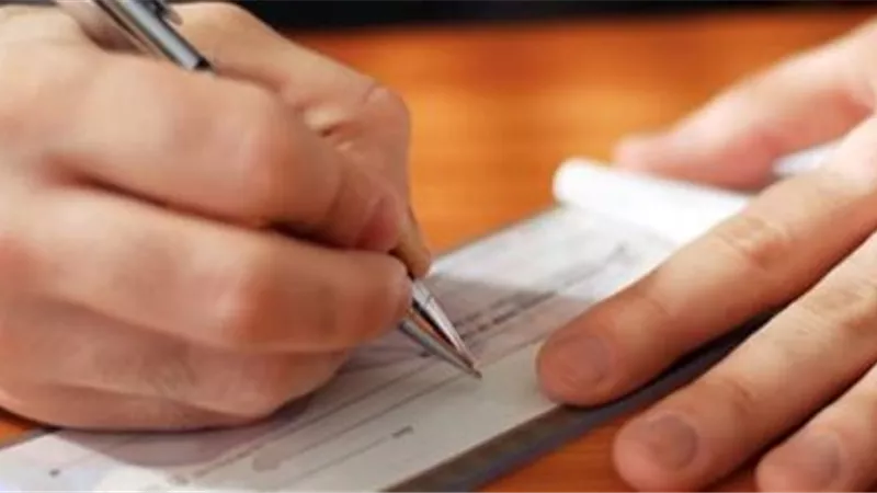 لخلافات سابقة .. ضبط المتهم بالتعدى على عامل وإكراهه على توقيع إيصالات أمانة بالقاهرة