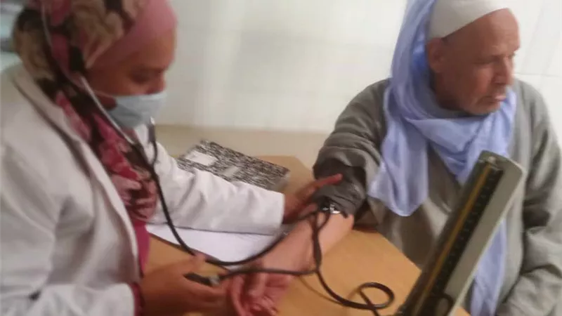 صحة المنيا : 9 عيادات ثابته لفحص وعلاج كبار السن بالمنيا