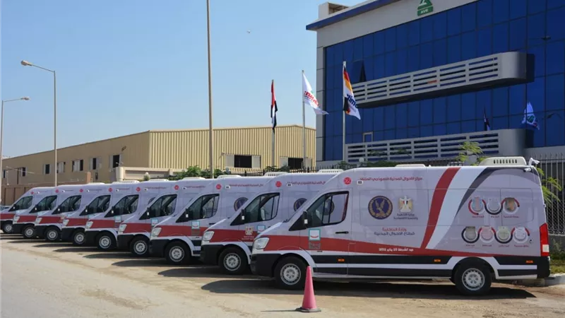 صور| التخطيط تسلم 20 مركز خدمات متنقل لقطاع الأحوال المدنية بوزارة الداخلية