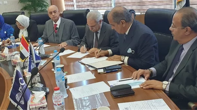جامعة بدر توقع اتفاقية مع جمعية المصدرين المصريين 