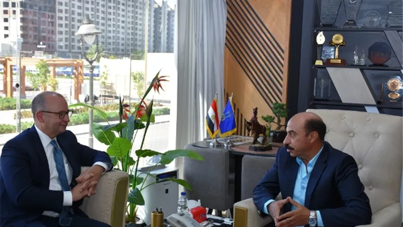 محافظ أسوان والسفير الكندي بستعرضان الفرص الإستثمارية وزيادة الحركة السياحية..صور