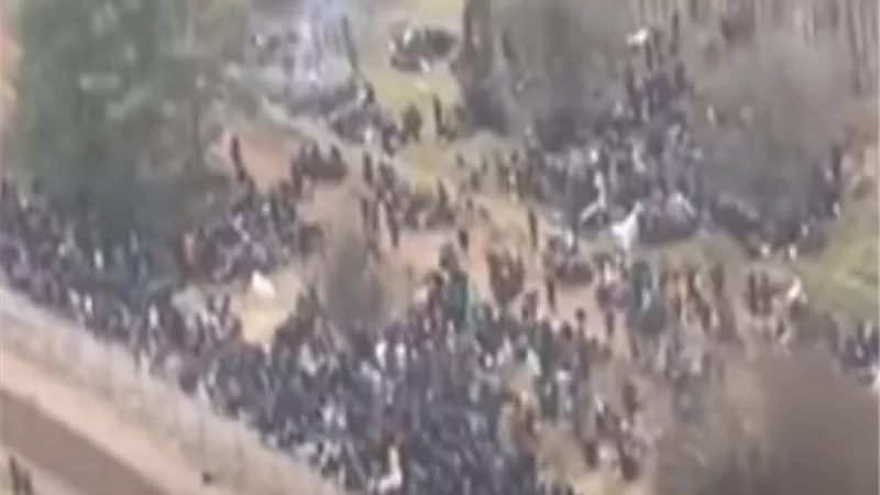 وزارة الداخلية البولندية تعلن منع قوات الأمن محاولة اقتحام المهاجرين للحدود.. فيديو