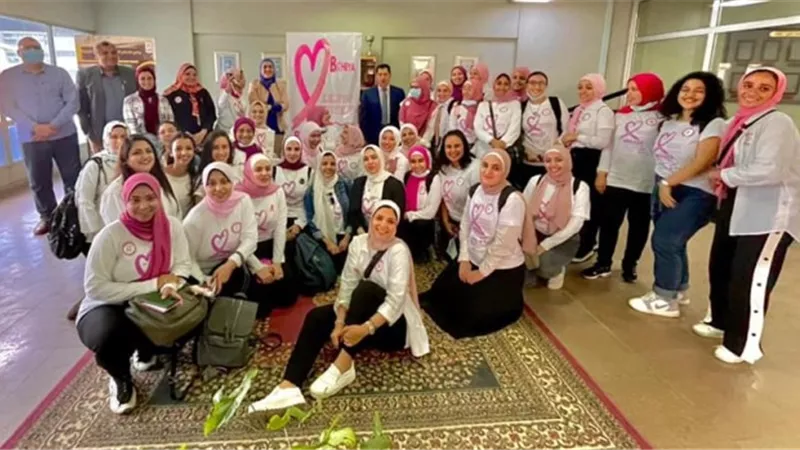 التوعيه بسرطان الثدى .. ندوة فى علوم حلوان.. بالصور