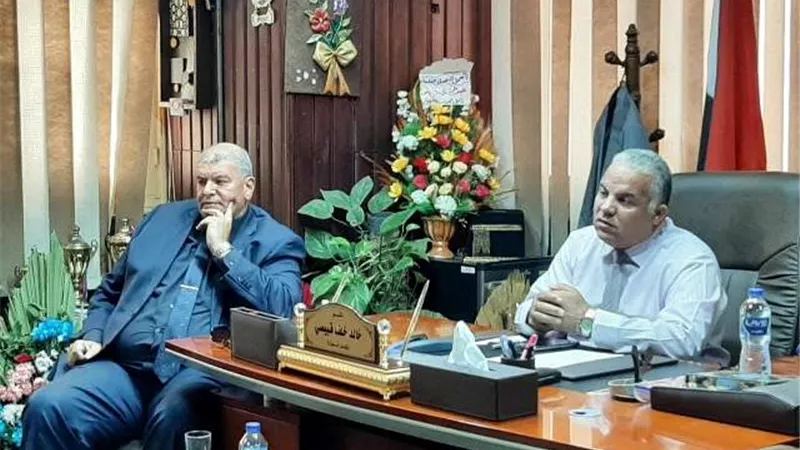 وكيل تعليم دمياط يطالب بسرعة حصر العجز والزيادة بالمدارس