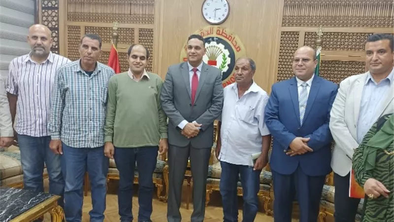 ظهور ايجابية تحليل DNA ورجوع محمد لأسرته بالدقهلية بعد غياب 18سنة.. بالصور