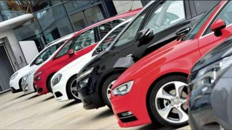 حماية المستهلك: وضع ملصق بسعر السيارة بدءا من 15 نوفمبر الجاري