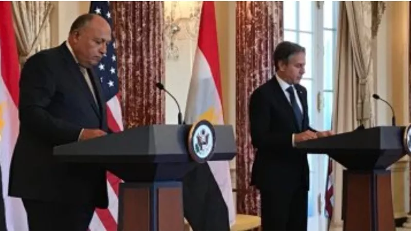 وزيرا خارجية مصر وأمريكا يؤكدان التزام بلادهما بتوسيع التعاون الثنائي الاقتصادي والتجاري