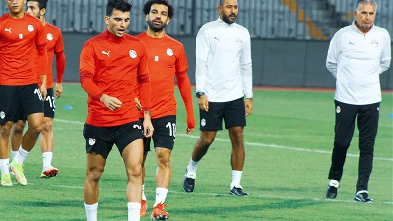 استعدادا للتصفيات المؤهلة لكأس العالم.. بعثة منتخب مصر تتوجه اليوم إلى أنجولا