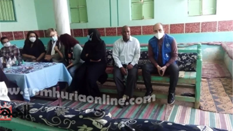 وفد من الاتحاد الأوروبي يتفقد عدد من مشروعات المرأة بالزينية