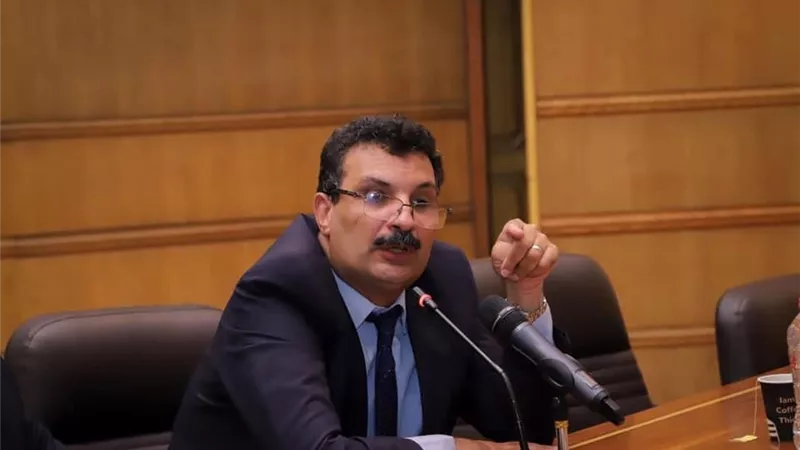 خبير إقتصادي يوضح الآثار الإيجابية المتوقعة نتيجة إلغاء مد حالة الطوارئ
