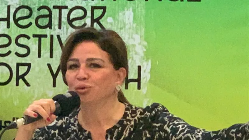 إلهام شاهين: أخوض مسرحية جديدة من الأدب العالمي إخراج سيمحة أيوب