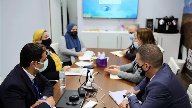 وزيرة البيئة المصرية تلتقى نظيرتها الجزائرية