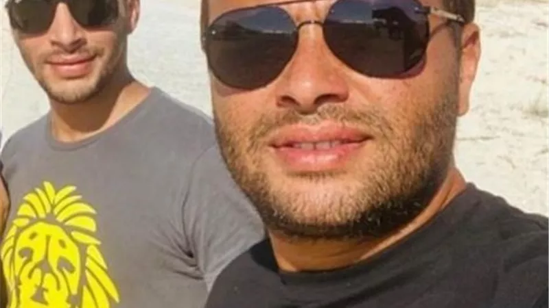 بلجنة ثلاثية.. رامي صبري يعلن الطعن على تقرير الطب الشرعي لوفاة شقيقه كريم