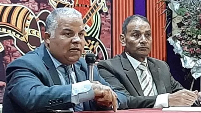 وكيل تعليم دمياط يؤكد إستخدام السبورات التفاعلية بالمدارس الثانوية