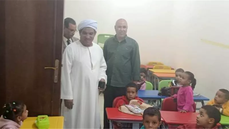 النائب حمدى سعد يشيد بدور مدرسة تحفيظ القرآن الكريم بالبحرى قمولا.. صور