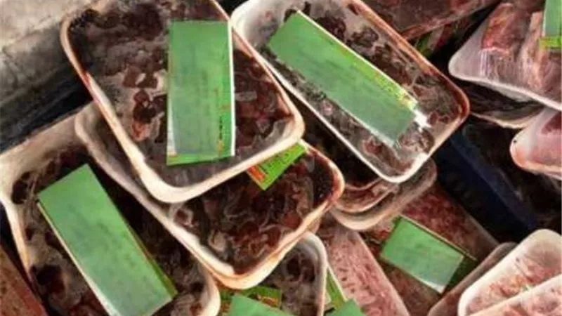 حملة تفتيشية على المطاعم ومحلات الجزارة ببلبيس وفاقوس