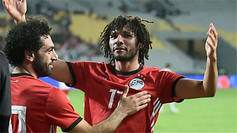 وائل جمعة يكشف موقف صلاح والننى فى حالة تأهل المنتخب للمباراة الفاصلة