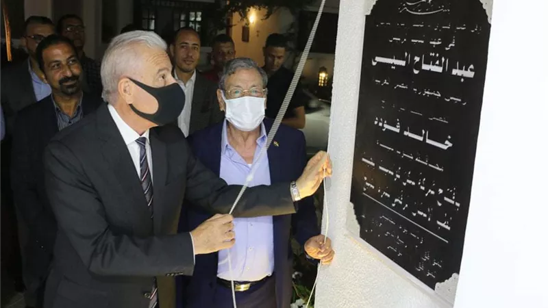 محافظ جنوب سيناء يفتتح اول عيادة في مجال طب الأسنان الرقمي بشرم الشيخ