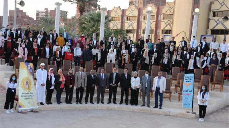 مكافحة الإدمان يستقبل 500 متطوع للمشاركة فى برامج توعوية بأضرار تعاطى المخدرات