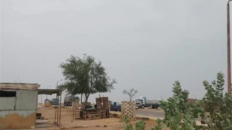 سقوط أمطار خفيفة فى حلايب جنوب البحر الأحمر.. بالصور
