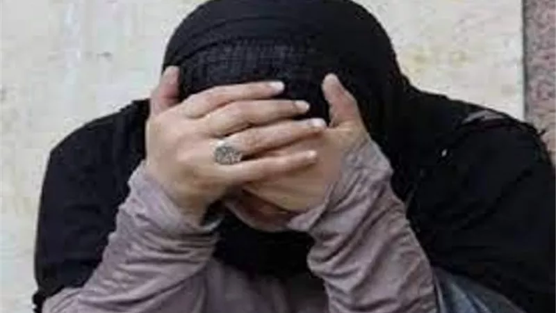 تعدت على جارتها بالسب والضرب.. الامن يكشف ملابسات فيديو 