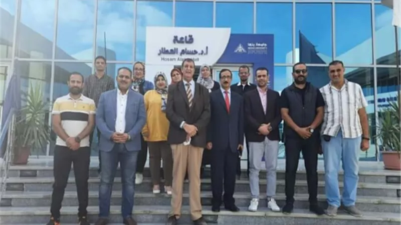 عميد كلية التجارة يتابع سير العملية التعليمية بجامعة بنها بالعبور