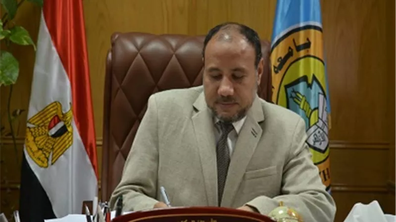 نائب رئيس جامعة الأزهر للوجه القبلي: منع دخول غير الحاصلين على لقاح كورونا الإثنين القادم