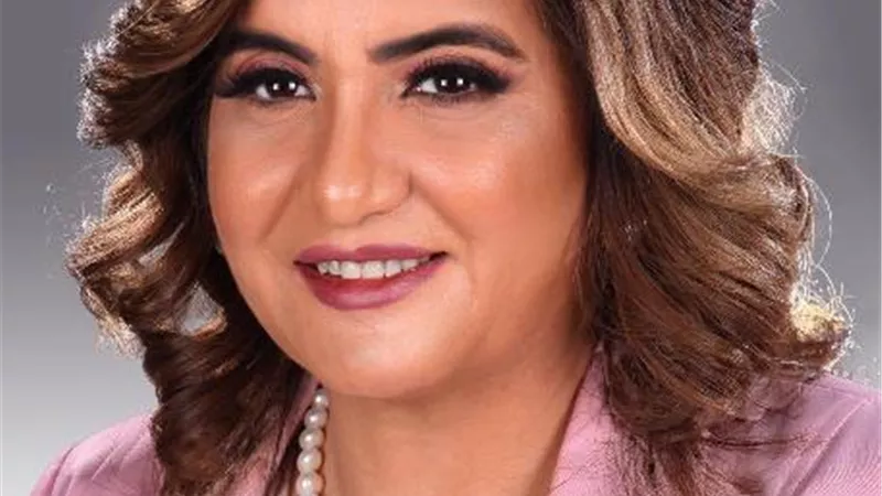 نور الزيني رئيس قطاع الاتصال ببنك قناة السويس تحصل علي شهادة «عضو مجلس الإدارة المعتمد»