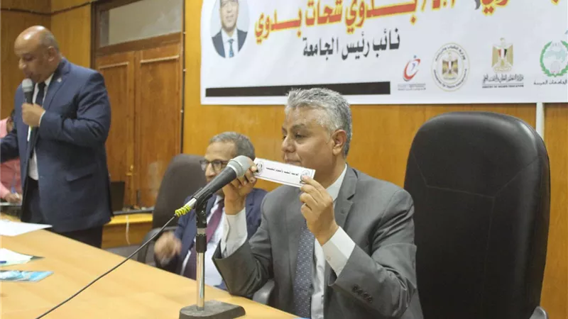 إجراء قرعة الدورة العربية السادسة عشر لخماسيات كرة القدم بجامعة جنوب الوادي