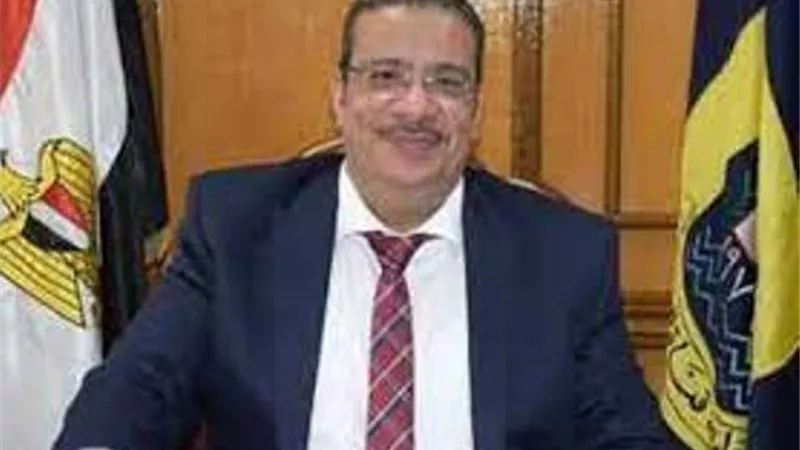 تفعيل آليات قانون الوقاية من أضرار التدخين بجامعة القناة