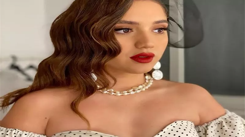 بكلمات رقيقة .. رنا رئيس تخطف القلوب عبر إنستجرام