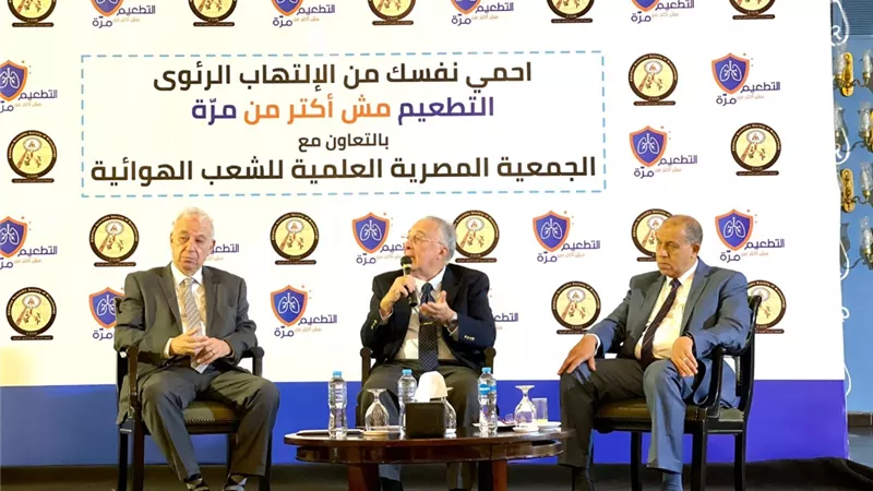 خبراء: التطعيم ضد الالتهاب الرئوي من أهم التطعیمات الموصى بھا في ظل كورونا