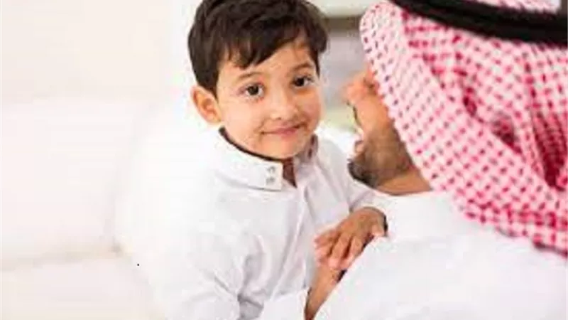 هل يجوز اصطحاب الطفل غير المميز إلى المسجد؟ ..دار الإفتاء تجيب