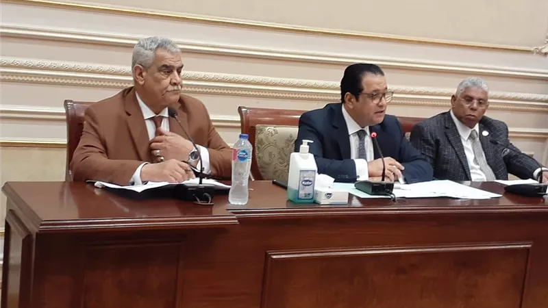 علاء عابد : الاعلام ينقل لحظة بلحظة ما يحدث من تطور وتنمية علي ارض مصر