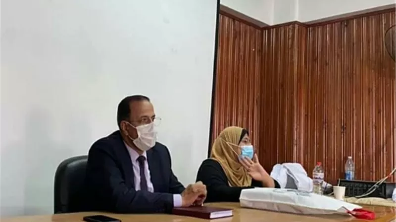 وكيل الصحة بالقليوبية يناقش الاستعدادات لحملة التطعيم ضد شلل الأطفال