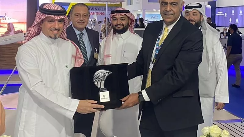 مصرللطيران للخطوط الجوية توقع عقد مع الشركة السعودية للخدمات الأرضية