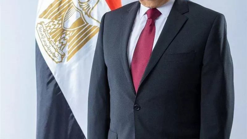 وزير الدولة للإنتاج الحربي يعود إلى أرض الوطن