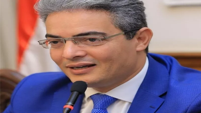 نقيب الإعلاميين ينعى والد عماد الدين حسبن عضو مجلس الشيوخ